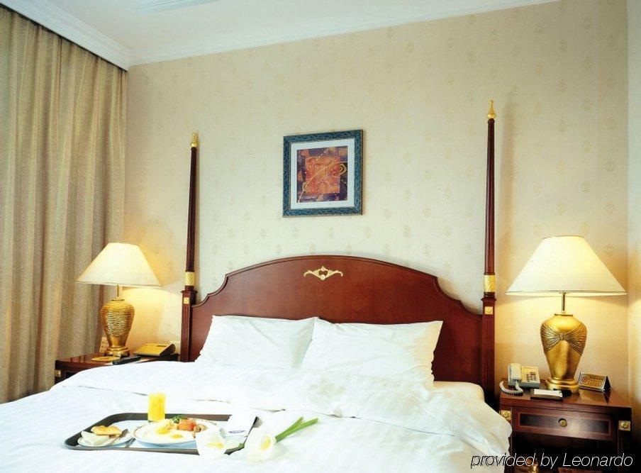 Plaza Hotel Beijing Pequim Quarto foto
